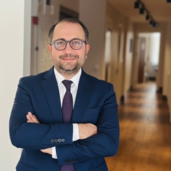 Uzm. Dr. Burak Toprak
